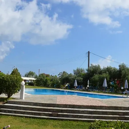 Lägenhetshotell Aggelos Family 3*