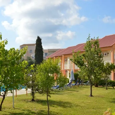 Aggelos Family 4* Мораитика